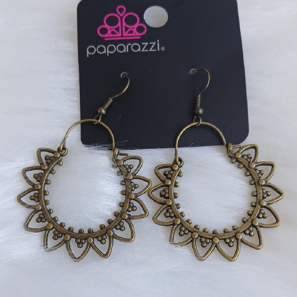 Paparazzi Antique Brass Floral Hoop Earrings - Picture 1 of 6